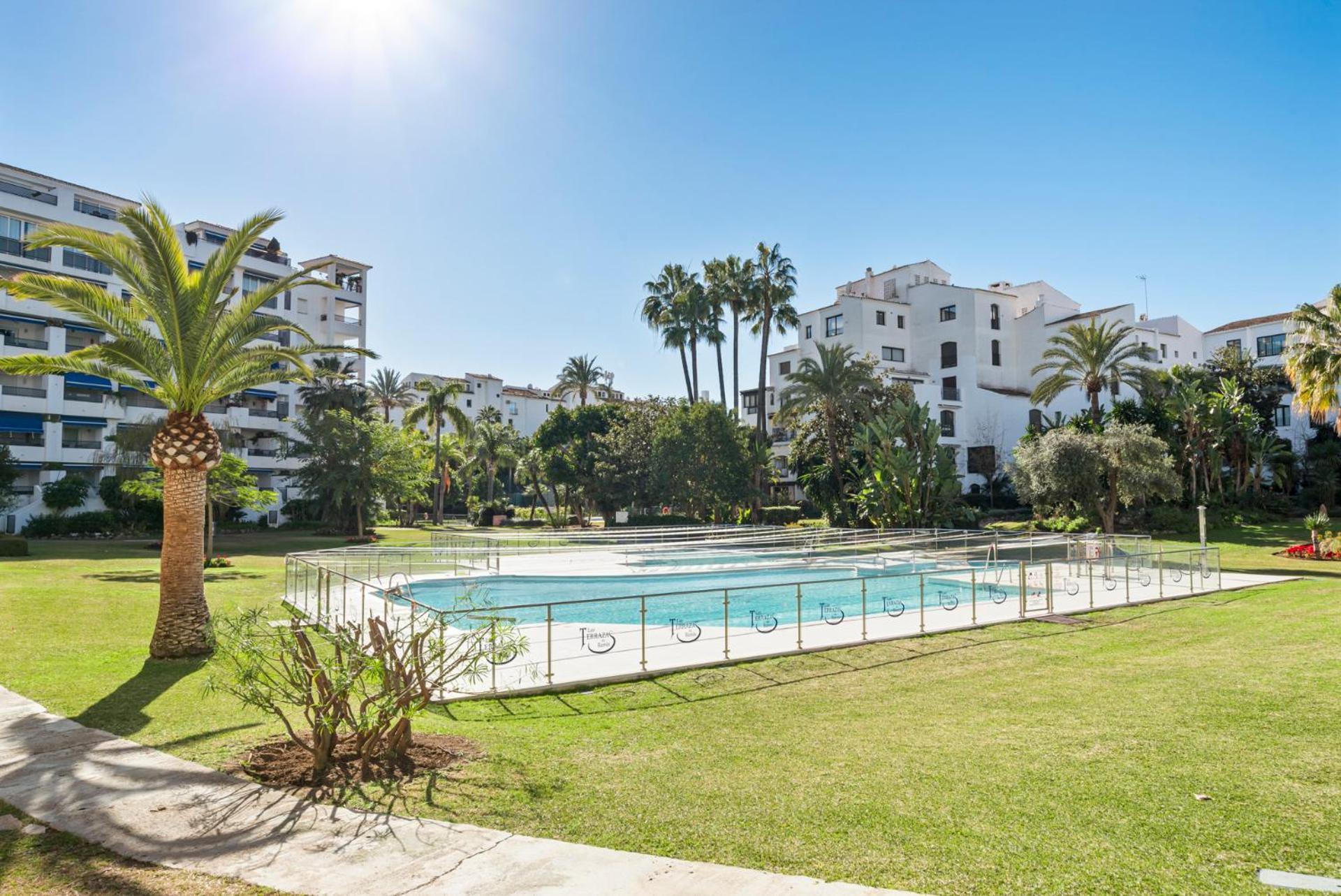 Apartment Terrazas De Banus 4 12
